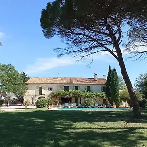 Neuf 1752 Arles