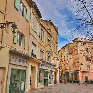 Place De La Roquette, Centre Historique Apartment