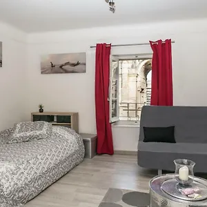  Apartment Avec Vue Sur Les Arenes